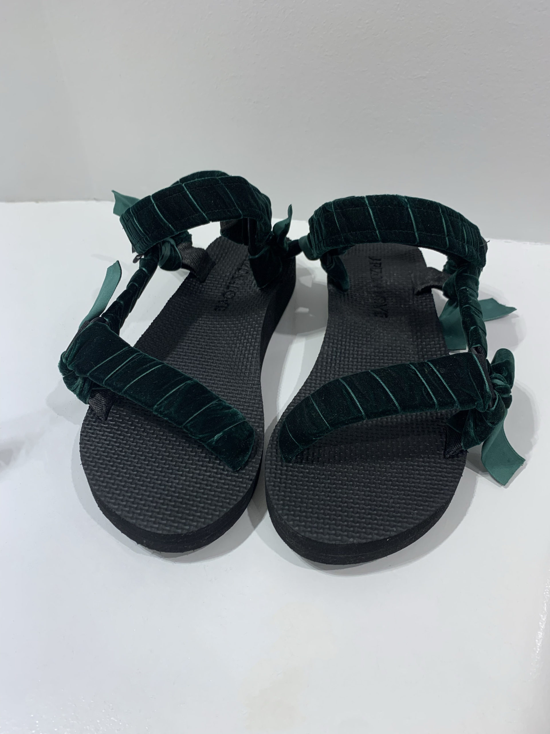 Trekky sandals Green Velvet - ARIZONA LOVE - Hesmé