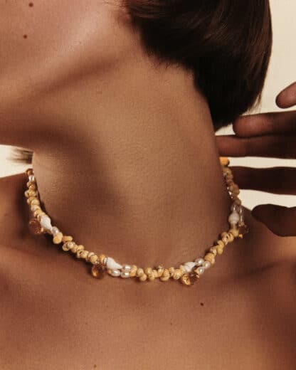 collier natà, citrine, coquillage, pascale monvoisin, hesmé