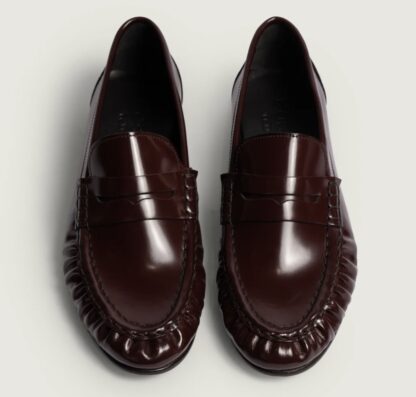 burgundy, loafer, penny, mocassin, hesme, posa, tendance